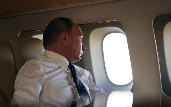 Путин прибыл во Владивосток на ВЭФ - «Новости Дня»
