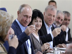 Путин высказался о слюнтяе во главе государства - «Новости дня»