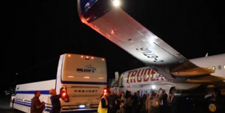 В аэропорту Канады самолет Трюдо столкнулся с автобусом - «Происшествия»