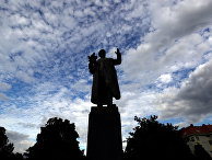 В Праге развернулась борьба за памятник маршалу Коневу - «Политика»