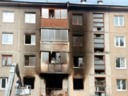 Восемь человек госпитализированы после взрыва газа в жилом доме в Ангарске - «Экономика»