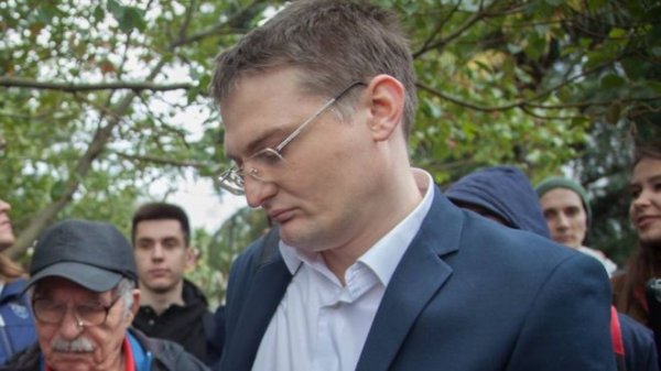 Адвокат Беньяш оштрафован на 30 тысяч рублей. Он якобы укусил полицейского в Краснодаре - «Экономика»