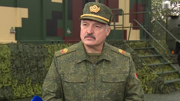 Лукашенко поручил продумать реагирование на размещение американских танков в Литве - «Новости дня»