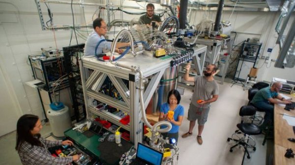 Nature опубликовал статью с описанием квантового процессора из 54 кубитов - «Новости Дня»