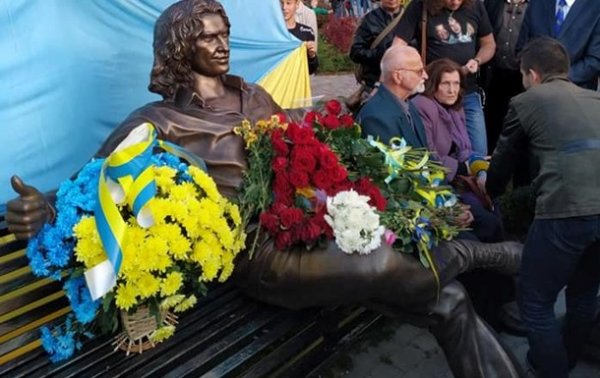 Под Киевом открыли памятник Скрябину