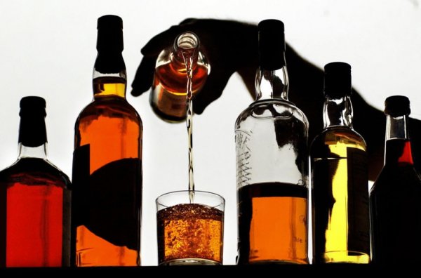 Потребление алкоголя в России сократилось на 43% - «Авто новости»