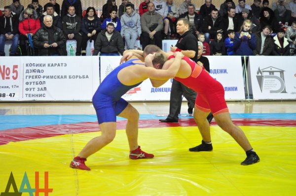 Спортсмены со всего Донбасса приглашены к участию в борцовском турнире в ДНР – Минспорта