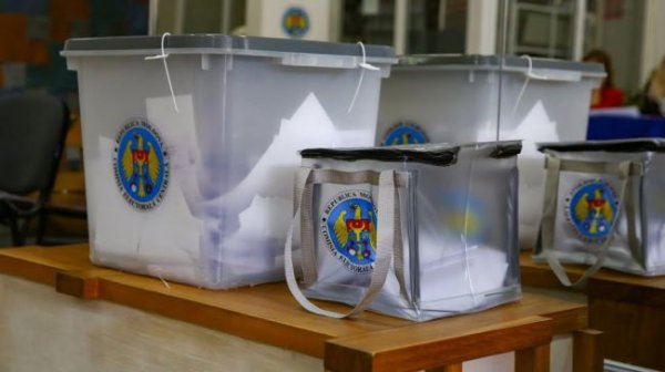 Выборы в Молдавии: низкая активность диаспоры и несущественные инциденты - «Новости Дня»