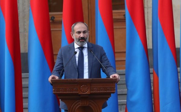 Пашинян: Армения продолжит гуммиссию в Сирии, несмотря на вторжение Турции - «Новости Дня»