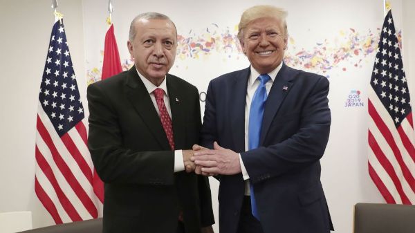 Трамп пришёл в восторг от сделки с «чертовски хорошим лидером» Эрдоганом - «Новости Дня»