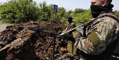 Боевики пополняют запасы боеприпасов в передовых подразделениях на Донбассе - разведка - «Политика»