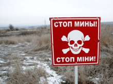 Более тысячи людей подорвались на минах в Донбассе - «Военное обозрение»