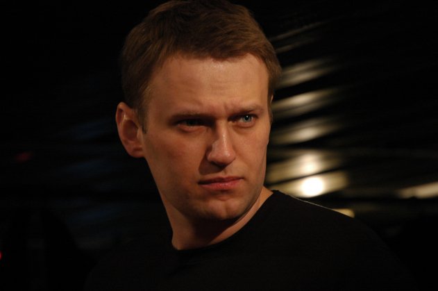 Бывшая сотрудница ФСБ занимается сбором донатов для Навального - «Политика»
