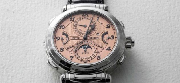 За два миллиарда рублей ушли с молотка самые дорогие наручные часы - «Культура»