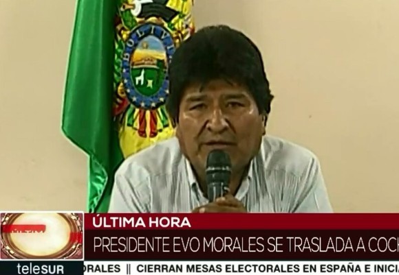Моралес отказался от поста президента Боливии и вылетел в неизвестном направлении - «Авто новости»