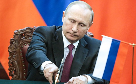 Путин уволил около десяти генералов МВД, СК и МЧС - «Здоровье»