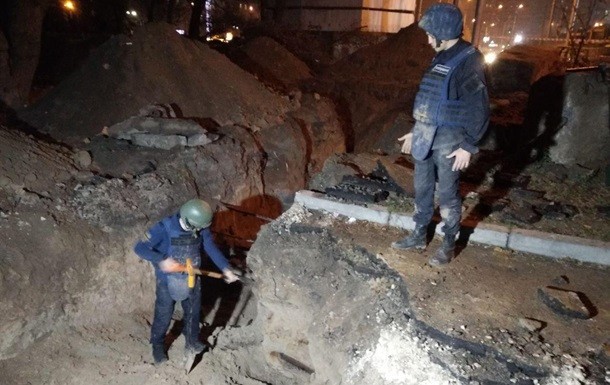 Возле Шулявского моста в Киеве нашли боеприпасы