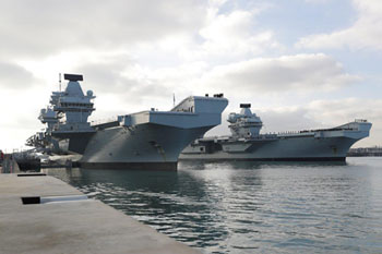 Королевский военный флот Великобритании может похвастаться двумя своими авианосцами