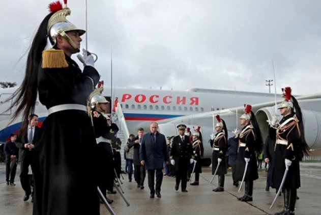 Макрон вместо встречи с Зеленским отправился встречать опоздавшего Путина - «Военное обозрение»