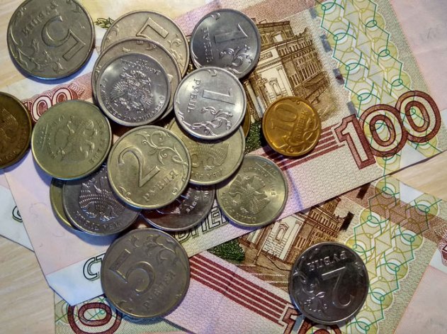 Минтруда России предлагает платить предпенсионерам стипендию во время обучения - «Новости дня»