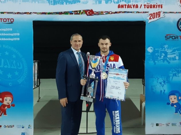 Житель Вологодчины стал чемпионом мира по кикбоксингу - «Авто новости»