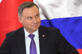 Польша набивается в друзья России. С чего это вдруг? - «Новости Дня»