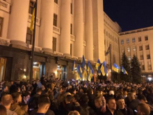 Революционеры уже просят привезти дрова и туалеты. Тимошенко ждёт пост премьера - «Военное обозрение»