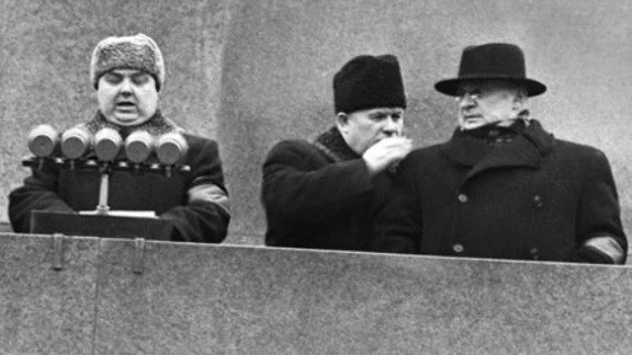 Вожди - от любви до ненависти - «Политика»