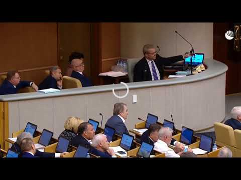 Госдума обсуждает законопроект о поправке в Конституцию - (видео)