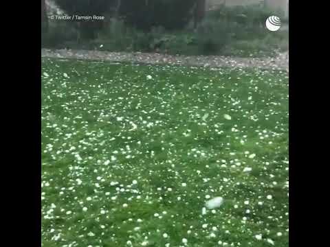На Австралию обрушился град - (видео)