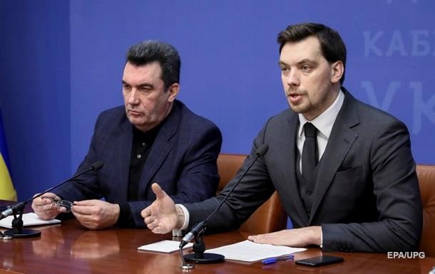 В Кабмине объяснили, почему сразу не запретили полеты в Иран