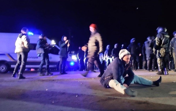 Киевские "фермеры" стали участниками протестов в Санжарах - соцсети