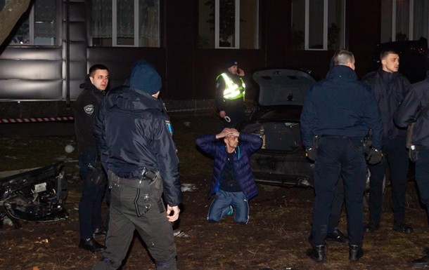 В Днепре водитель сбил трех человек при попытке скрыться от полиции