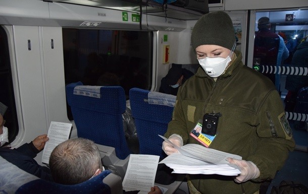 Из Польши эвакуировали еще более тысячи украинцев