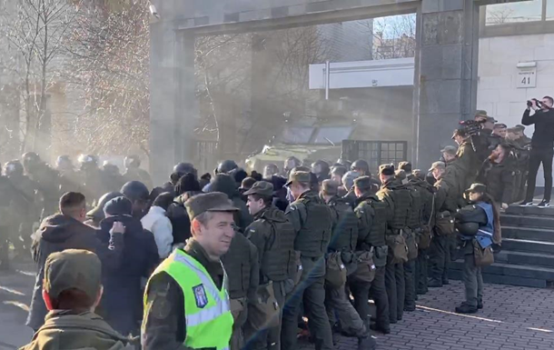 Под Высшим антикоррупционным судом провели учения