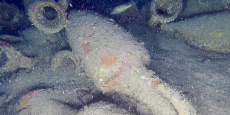 У морі поблизу Палермо підводні археологи віднайшли давньоримське судно з вантажем амфор - «Спорт»