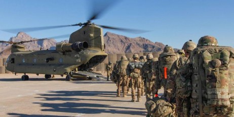 Рішення про виведення американських військ з Афганістану було ухвалено за Трампа. За Байдена воно так успішно реалізується, що більше нагадує втечу – політолог - «Политика»