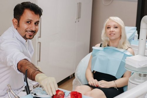 Почему такие высокие цены на стоматологию и чем опасны дешевые услуги стоматологов