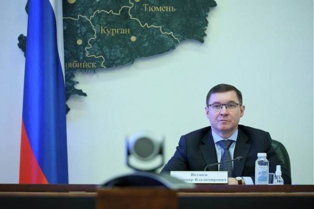 Уральский полпред запретил губернаторам урезать расходы на патриотическое воспитание