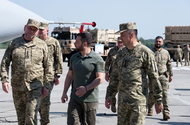 Попал в УК. <br>Генерал ВСУ, объявленный в розыск, мог бить по Каховской ГЭС - «Спецоперация»