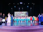 Концерт, посвященный самым любимым в мире женщинам, собрал полный зал - «Новости Уссурийска»