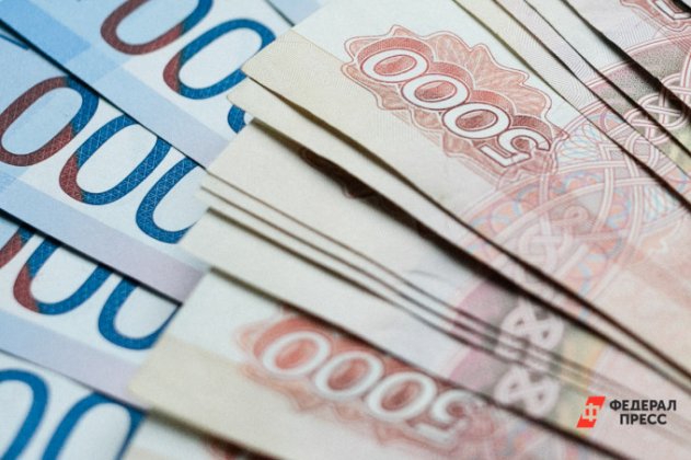 Шумков анонсировал повышение зарплат курганским бюджетникам